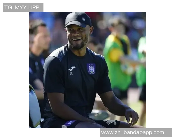 安德莱赫特主帅透露与孔帕尼会面并未讨论德卡特转会事宜