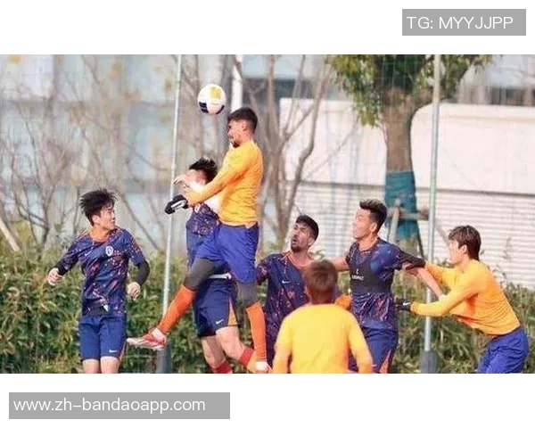 热身赛海牛三外援精彩表现上半场以2-0领先泰山队展现强劲实力 热身赛海牛三外援精彩表现上半场以2-0领先泰山队展现强劲实力